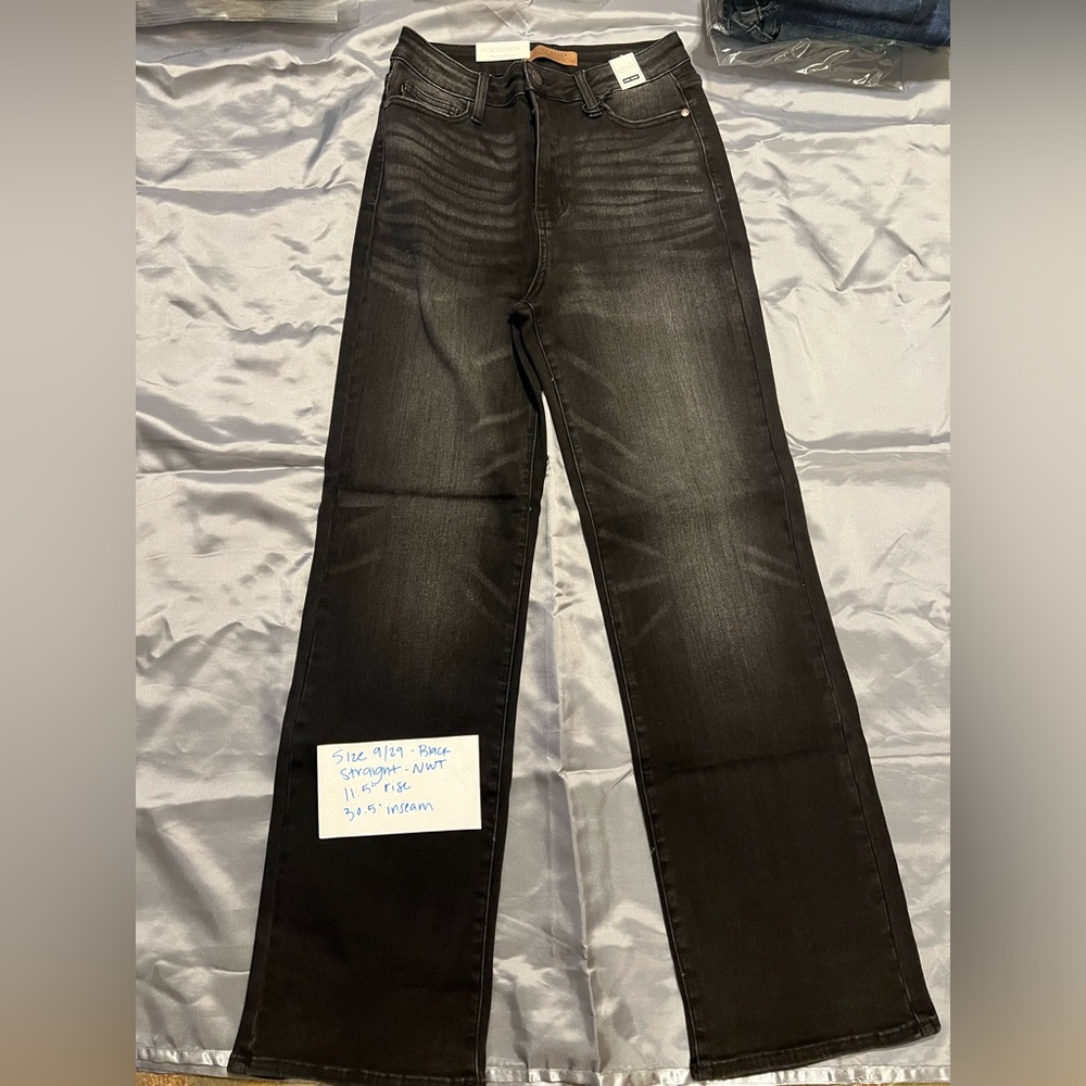 Judy Blue Women's Black Straight Leg Jeans size 9 NWT
